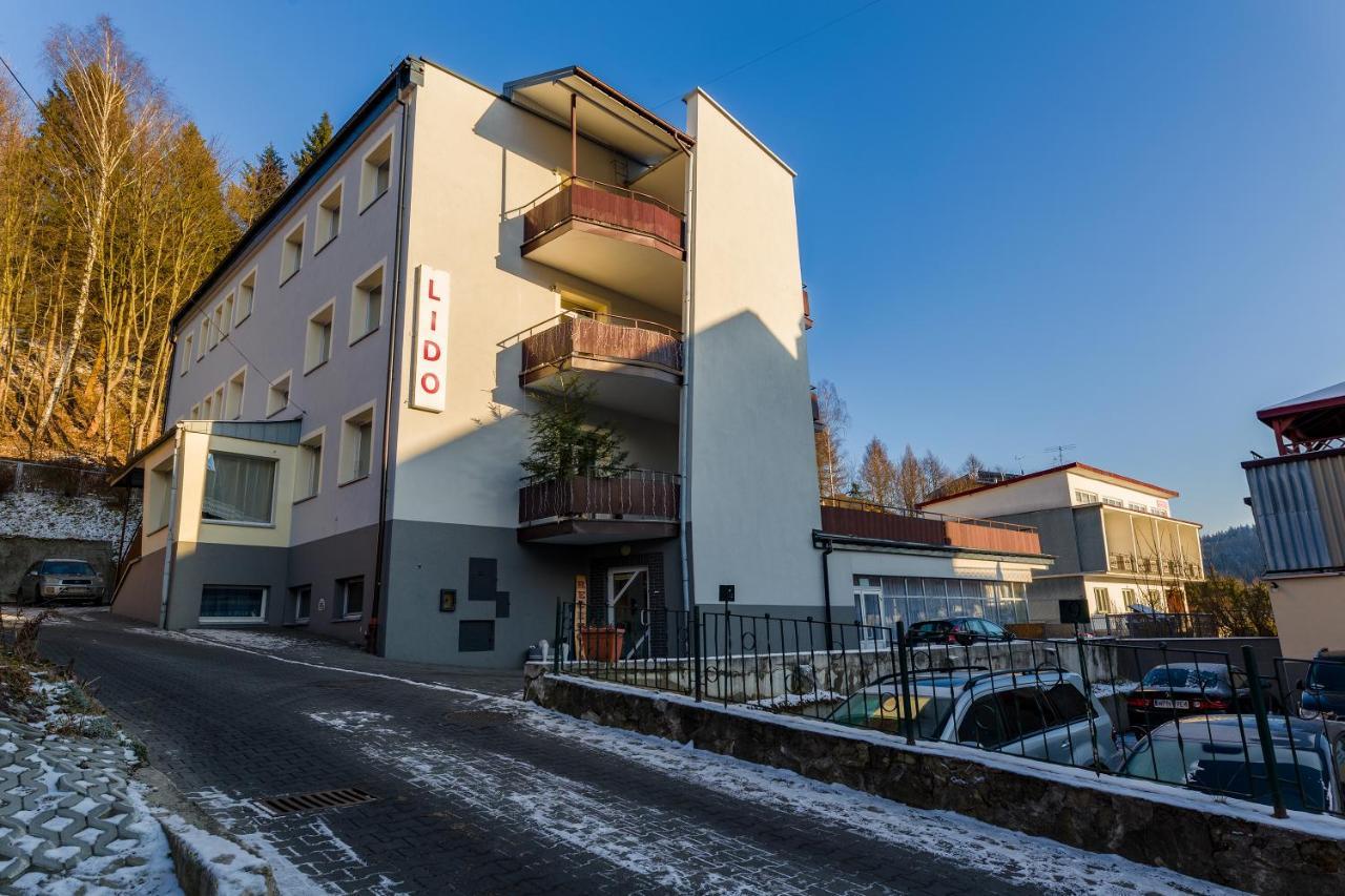 Hotel Dom Wczasowy Lido Krynica-Zdrój Exterior foto